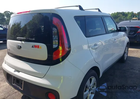 2017 Kia Soul z USA, uszkodzony, nr VIN KNDJN2A2XH7442756